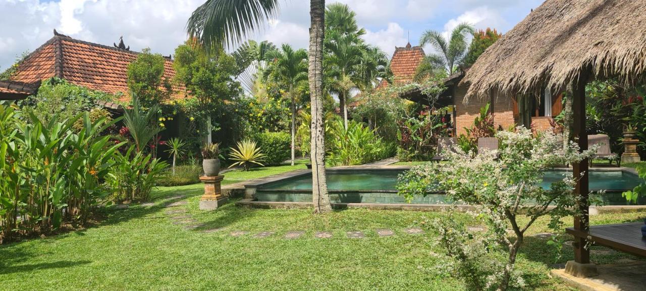 Rumah Sungai Villa Ubud  Exterior photo